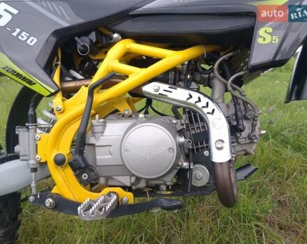 Желтый Zuumav S5-150, объемом двигателя 0.15 л и пробегом 225 тыс. км за 1300 $, фото 4 на Automoto.ua